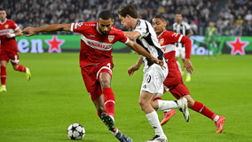 《神界》引爆玩家论战：回归即时制还是延续回合制？