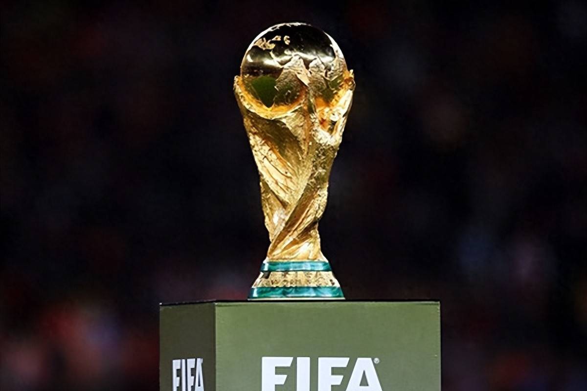 天空：塞门约加盟后，曼城过去12个月转会支出超4.25亿镑